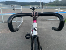 Load image into Gallery viewer, pardus track bars, #tracksprinter, #velobike bars, velo bars, #trackcycling bars, narrow track bars, 300mm track bars
