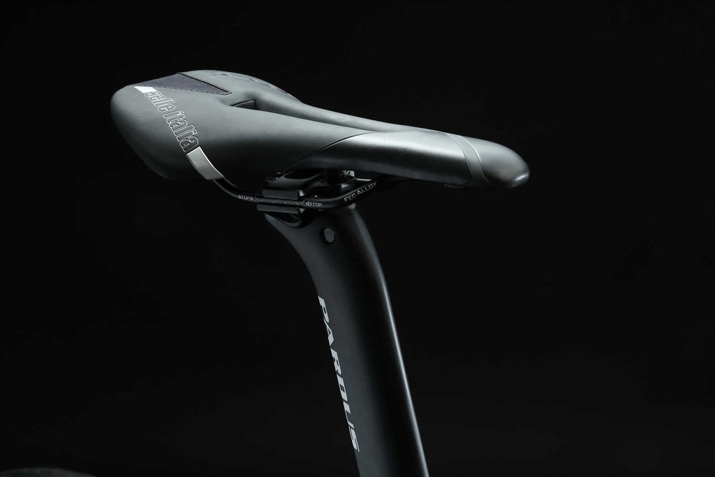 Pardus SPARK EVO-Ultegra full carbon road bike.